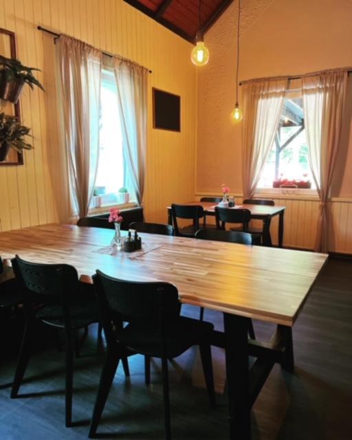 Penzion & Restaurace U Vily Sezimovo Usti Экстерьер фото